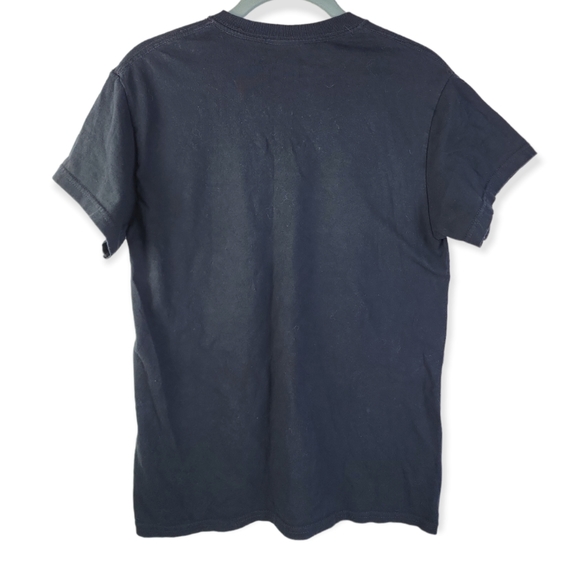 VTG Yogi Bear Jellystone Park T-shirt Small Black Glow in Dark Huckleberry - Picture 3 of 3